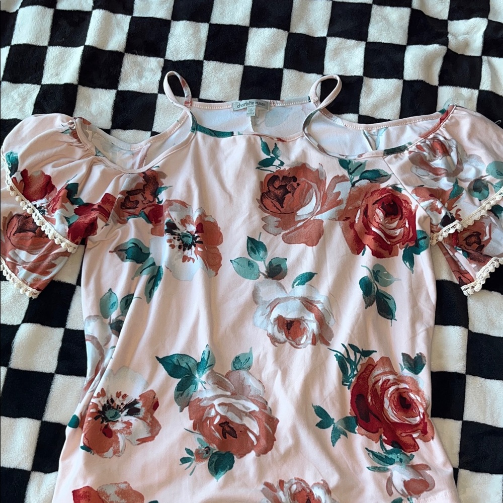 Charlotte Russe Pink Floral Cold-Shoulder Camisole